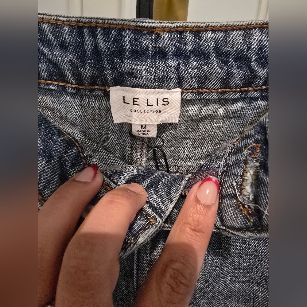 LE LIS Collection High Rise Blue Jeans - Picture 5 of 9